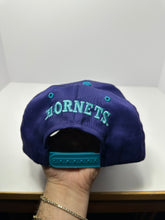 Load image into Gallery viewer, Vintage Charlotte Hornets Taz 90s NBA Basketball Snapback Hat
