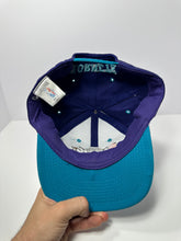 Load image into Gallery viewer, Vintage Charlotte Hornets Taz 90s NBA Basketball Snapback Hat
