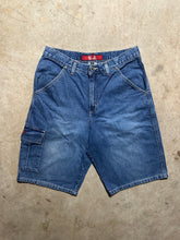 Load image into Gallery viewer, Vintage Guess Jeans Baggy Denim Jorts (30)
