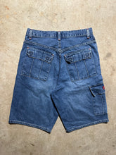 Load image into Gallery viewer, Vintage Guess Jeans Baggy Denim Jorts (30)
