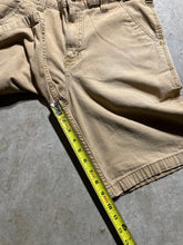 Load image into Gallery viewer, Y2K Carhartt Tan Relaxed Fit Shorts (34)
