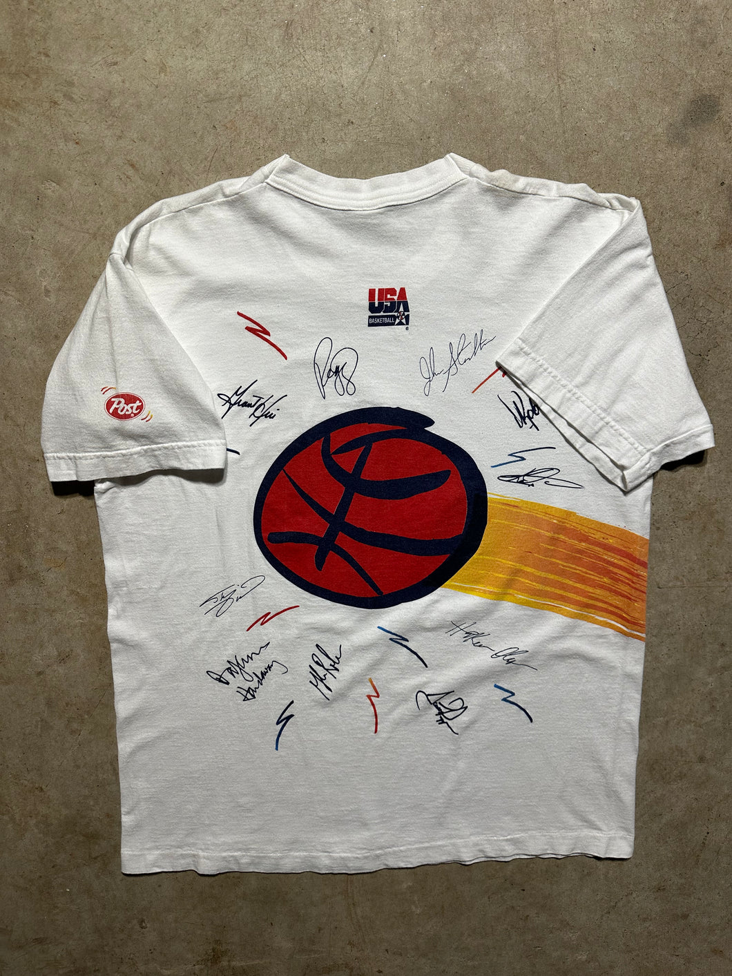 Vintage 1996 USA Basketball Dream Team Graphic T-Shirt (XL)