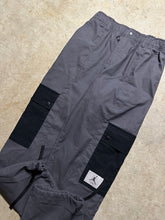 Load image into Gallery viewer, Jordan Flight Loose Fit Cargo Pants DD7006-082 (Small)
