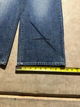 Load image into Gallery viewer, Vintage Phat Farm Baggy Denim Jeans (36x32)
