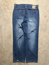Load image into Gallery viewer, Vintage Phat Farm Baggy Denim Jeans (36x32)
