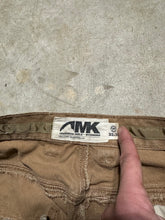 Load image into Gallery viewer, Early 00s Jackson Hole Wyoming Mountain Khakis Double Knees (32x32)
