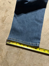 Load image into Gallery viewer, Y2K Carhartt Relaxed Fit Darkstone Denim Pants (38x31)
