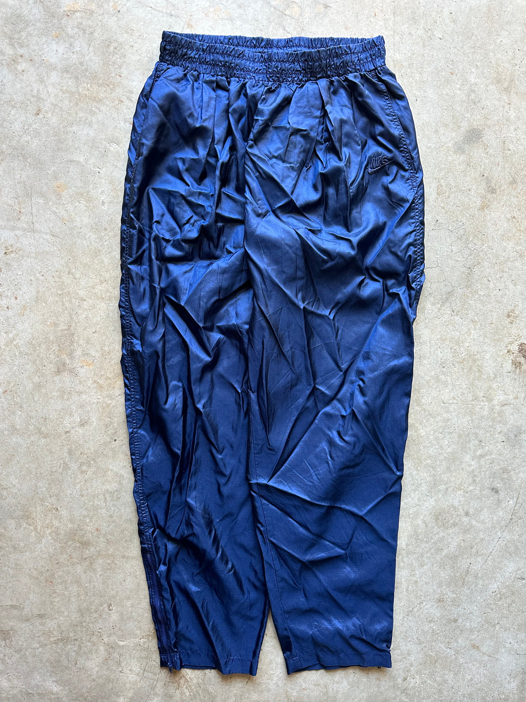 Vintage Nike Navy Nylon 1990s Trackpants (Large/XL)