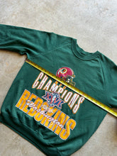 Load image into Gallery viewer, Vintage Washington Redskins 1991 Super Bowl Champions Sweatshirt (Boxy Medium)
