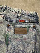 Load image into Gallery viewer, Vintage Wrangler Cactus Aztec 1990s Womens Cowboy Cut Jeans (30x33)

