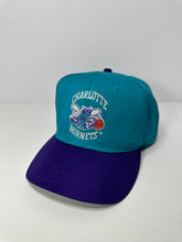 Load image into Gallery viewer, Vintage Charlotte Hornets 90s Two Tone NBA Snapback Hat
