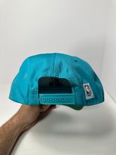 Load image into Gallery viewer, Vintage Charlotte Hornets 90s Two Tone NBA Snapback Hat
