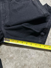 Load image into Gallery viewer, Vintage Levis 550 Black Denim Jorts (28)
