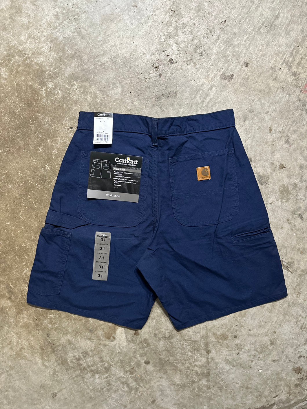 00's Carhartt Navy Work Shorts (31)