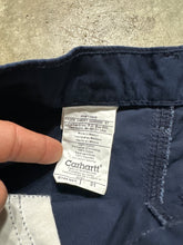 Load image into Gallery viewer, 00&#39;s Carhartt Navy Work Shorts (31)
