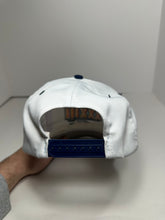 Load image into Gallery viewer, Vintage Super Bowl XXXIII 1999 Denver Broncos Snapback Hat
