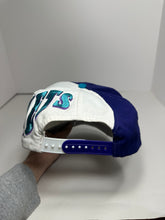 Load image into Gallery viewer, Vintage Charlotte Hornets Drew Pearson Swirl 1990s Snapback Hat

