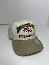 Load image into Gallery viewer, Vintage Denver Broncos Super Bowl Champions Two Tone Snapback Hat

