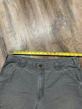 Load image into Gallery viewer, Vintage Carhartt Gray Canvas Workwear Shorts (35)
