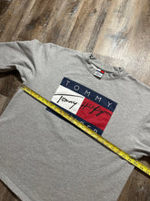 Load image into Gallery viewer, Vintage Tommy Hilfiger 1990s Logo Sweatshirt (XL)
