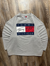 Load image into Gallery viewer, Vintage Tommy Hilfiger 1990s Logo Sweatshirt (XL)
