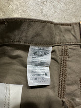 Load image into Gallery viewer, 00&#39;s Carhartt Light Brown Canvas Work Shorts (33)
