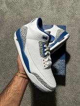 Load image into Gallery viewer, Jordan 3 Retro Wizards (Size 12)
