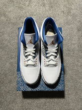 Load image into Gallery viewer, Jordan 3 Retro Wizards (Size 12)
