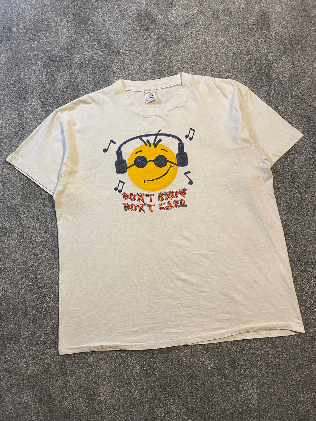 Vintage Don’t Know Don’t Care Smiley Face Tee Shirt - XL