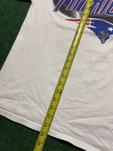 Load image into Gallery viewer, Vintage New England Patriots Logo 7 Tee - Large
